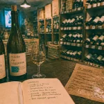 Caviste batignolles paris : vins nature vivants en cave, bouteilles et verres