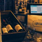 Cave Supernova : dégustation vin, verres et bouteilles