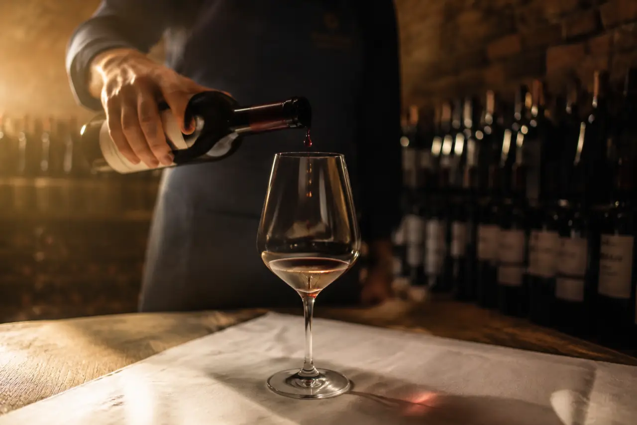 letaillevent au Taillevent : cave unique, vin rouge, verrerie et horaires déjeuner